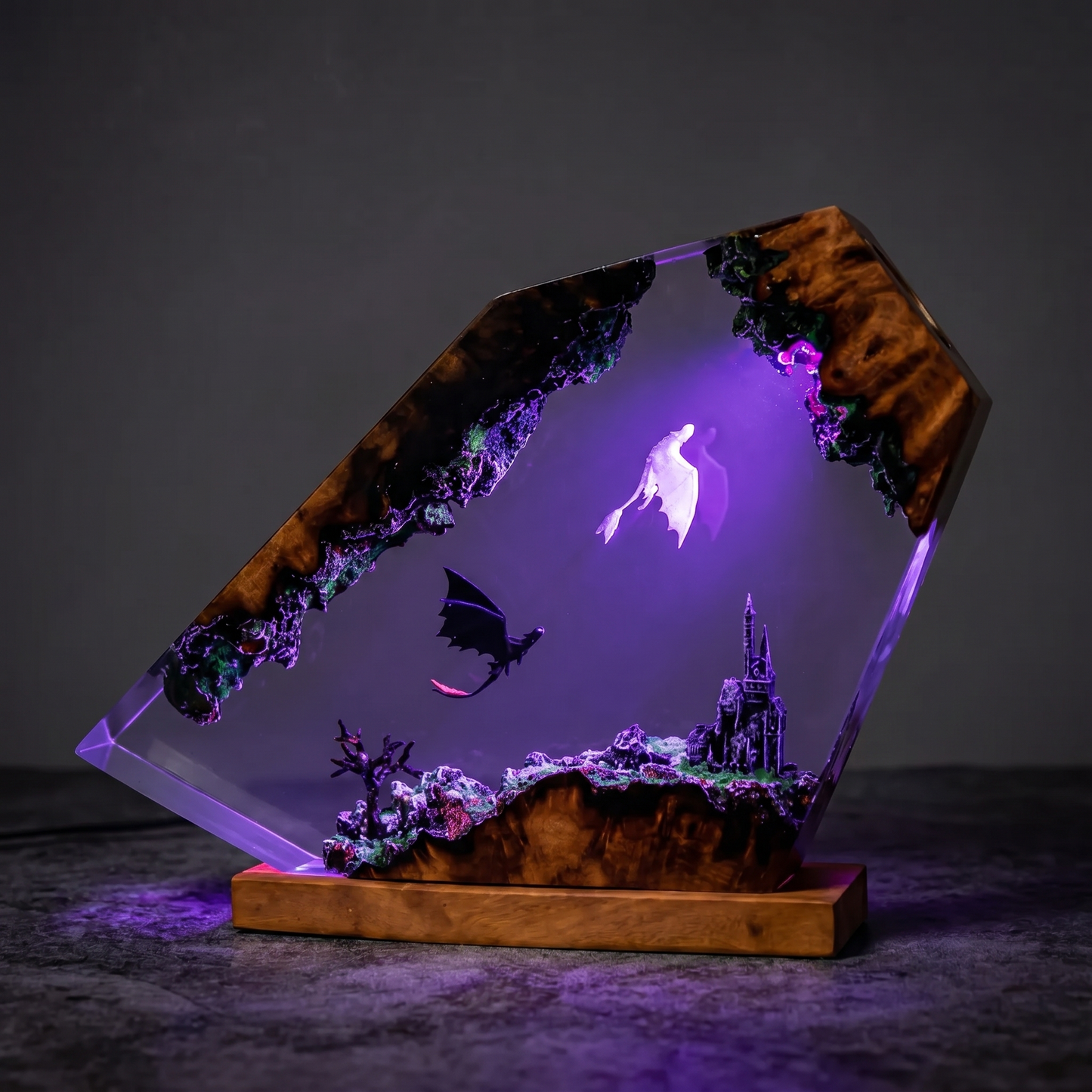 Lawan's Toothless Resin Lamp