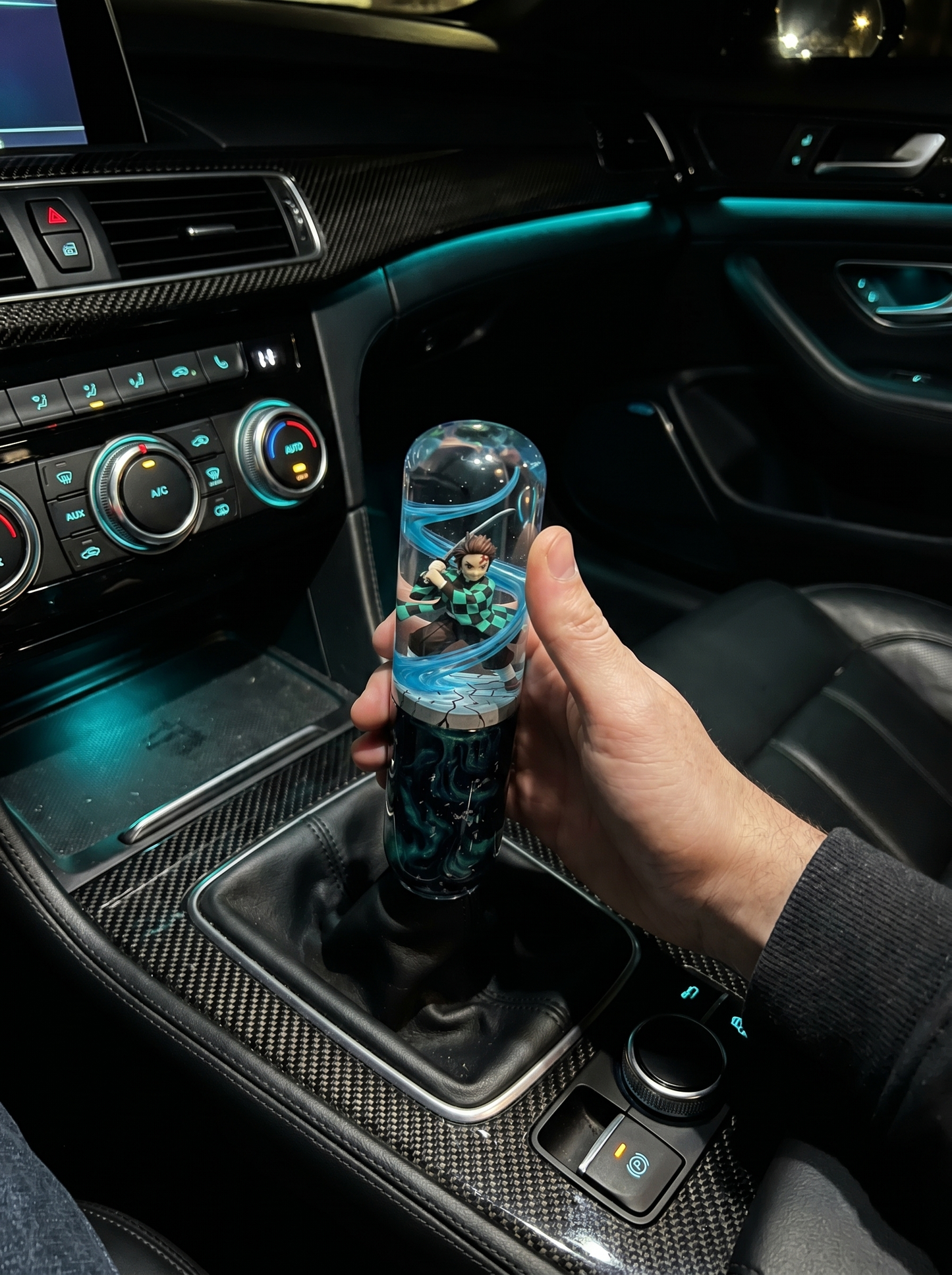 [PRE-ORDER] LED Tanjiro Shift Knob